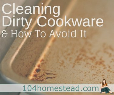 Clean pans that have been stained with cooking spray naturally and discover how to avoid getting stains again with homemade cooking spray.