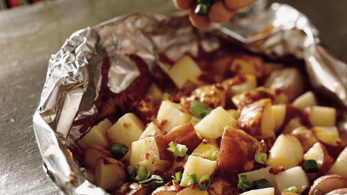 Are you a potato lover? Try this cheesy grilled version.