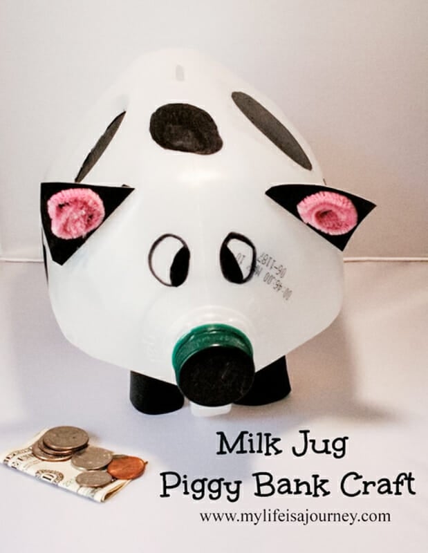 https://104homestead.com/wp-content/uploads/2022/11/milk-jug-crafts1.jpg